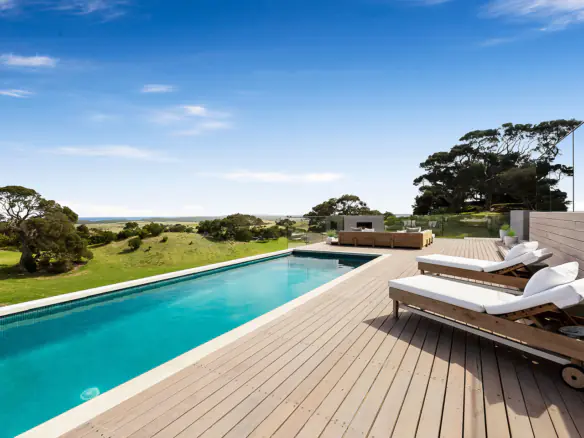 Sunshine Bay Retreat